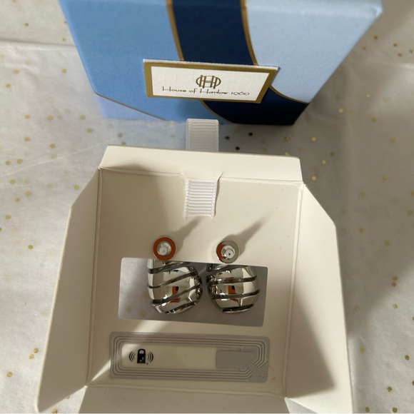 New House of Harlow Hollowed Out Teardrop Earrings Elegant Chic ❤️💝❤️ - Picture 4 of 6